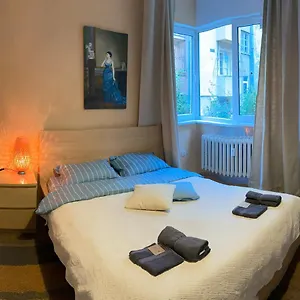 Opera 1 With Wifi & Tv Sofia